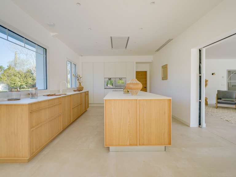 House Urrugne - 7 bedrooms - 330m²