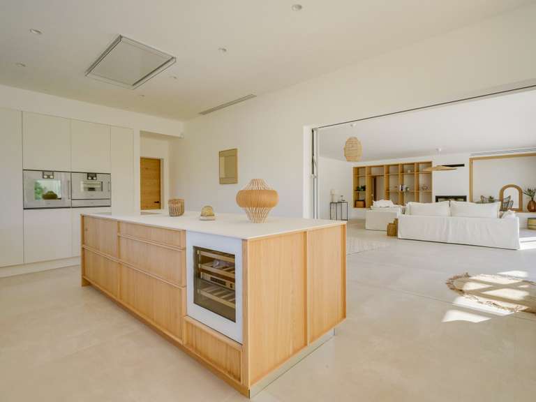House Urrugne - 7 bedrooms - 330m²