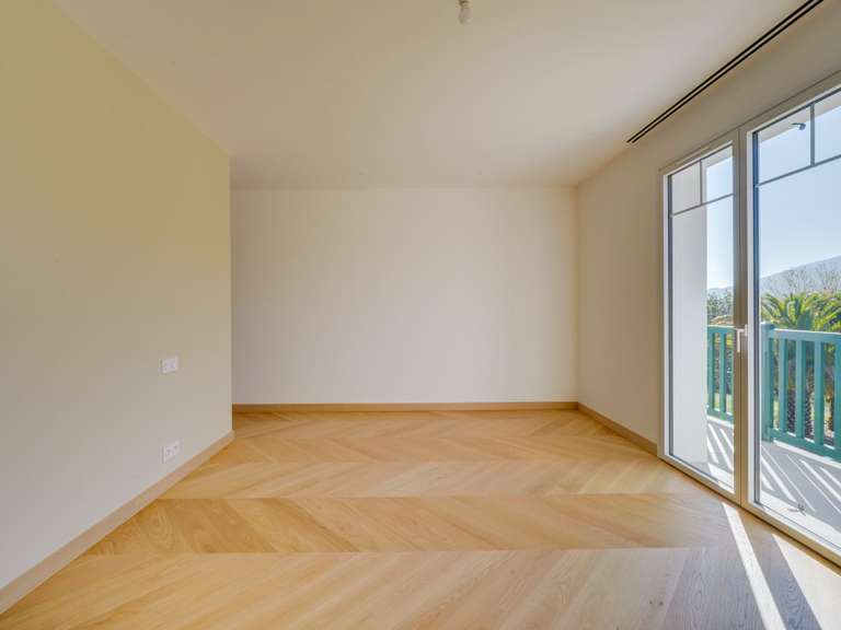House Urrugne - 7 bedrooms - 330m²