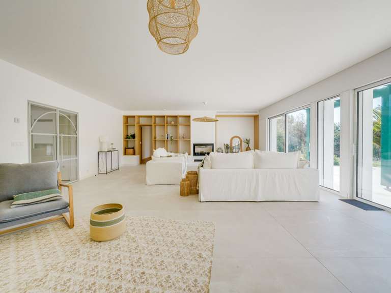 House Urrugne - 7 bedrooms - 330m²