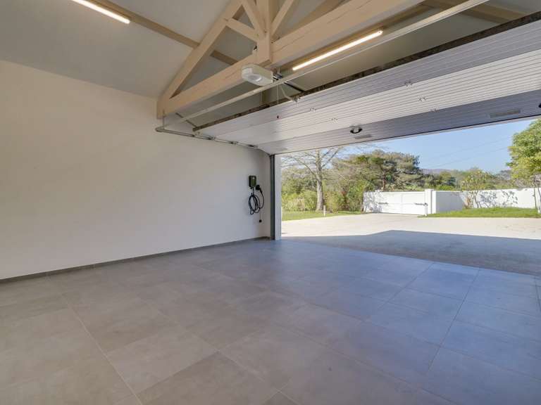 House Urrugne - 7 bedrooms - 330m²
