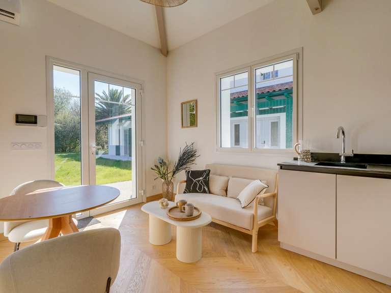 House Urrugne - 7 bedrooms - 330m²