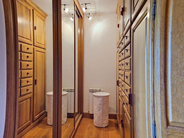 House Urrugne - 5 bedrooms - 254m²