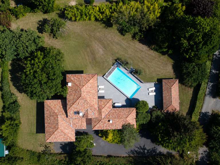 House Urrugne - 5 bedrooms - 254m²