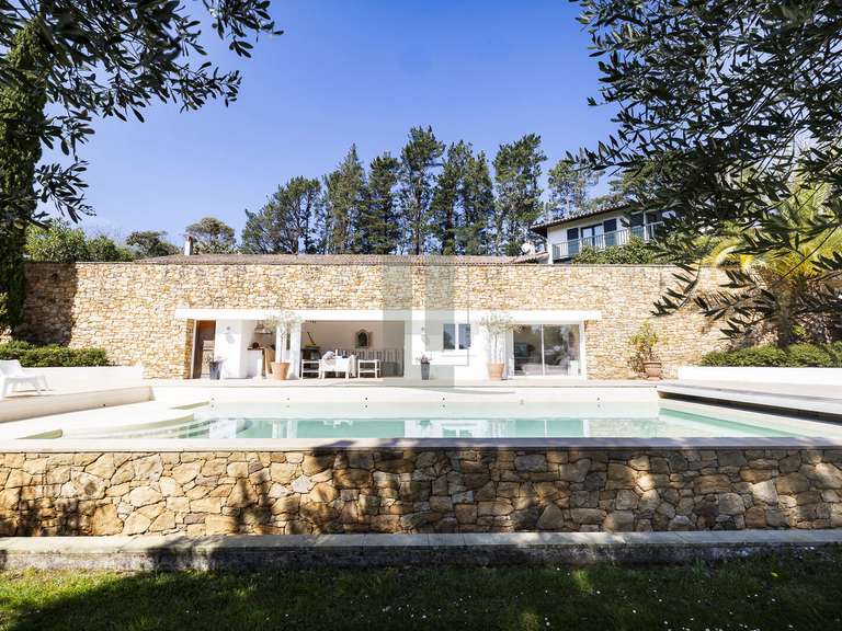 Villa Urrugne - 6 bedrooms - 340m²