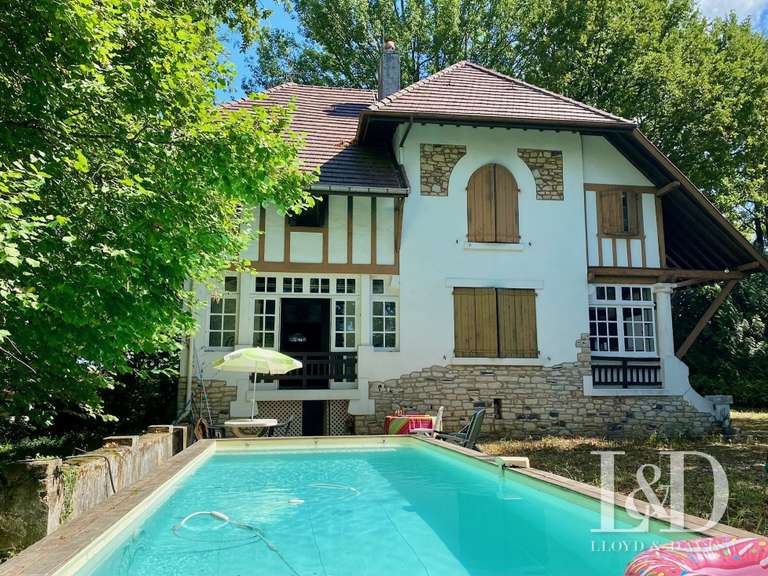 House Urt - 5 bedrooms - 200m²