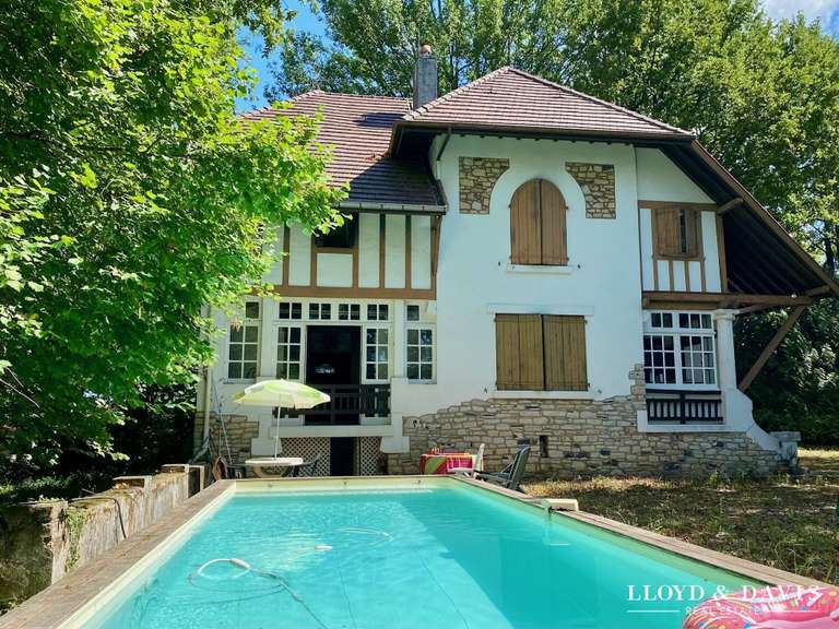 Maison Urt - 5 chambres - 200m²