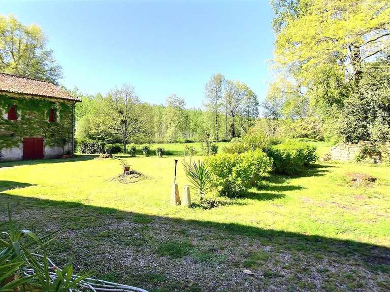 Maison Urt - 7 chambres - 680m²