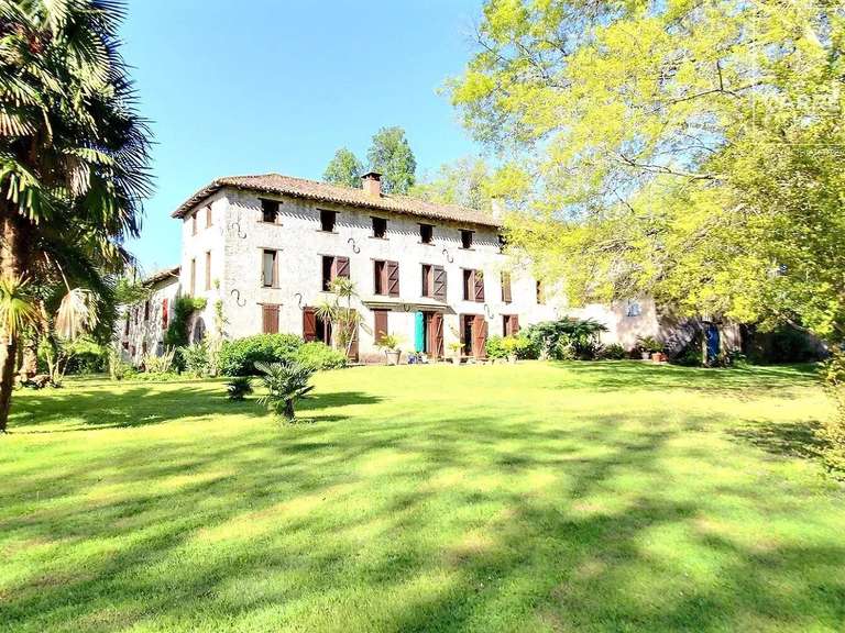 Maison Urt - 7 chambres - 680m²