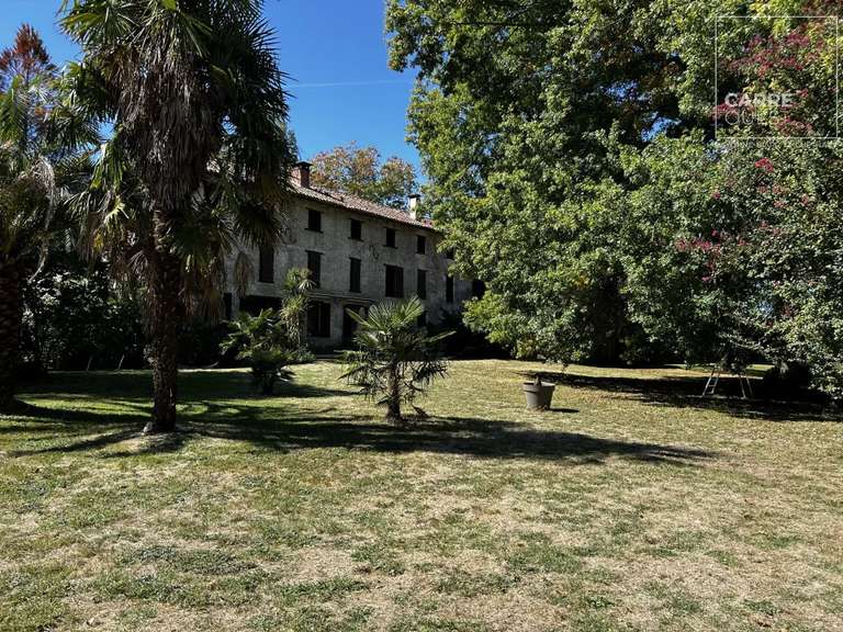Maison Urt - 7 chambres - 680m²