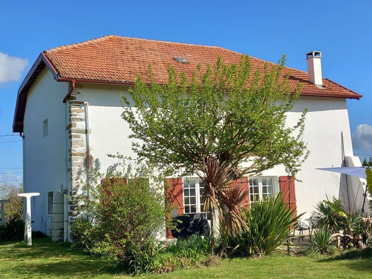 Maison Urt