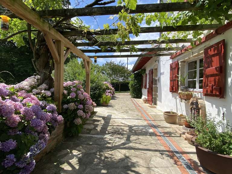 Maison Urt - 7 chambres - 310m²