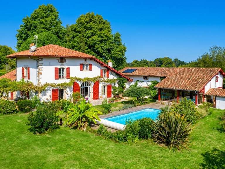 Maison Urt - 7 chambres - 310m²