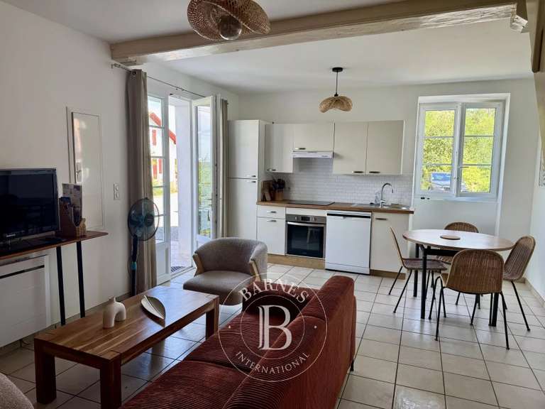 Propriété Urt - 5 chambres - 194m²
