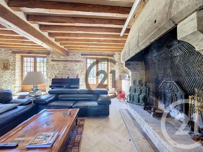 Maison Ury - 8 chambres - 445m²