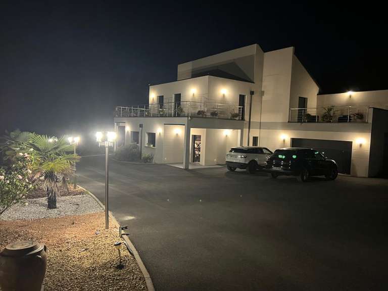 Propriété Ussac - 4 chambres - 224m²