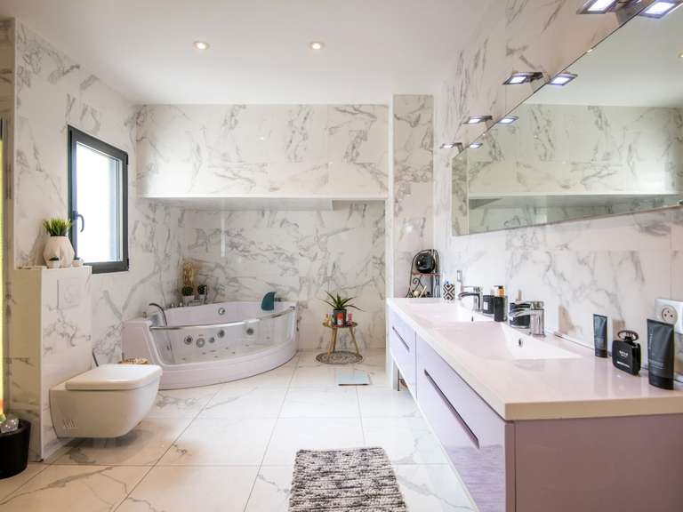 Propriété Ussac - 4 chambres - 224m²