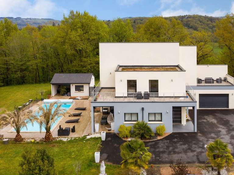 Propriété Ussac - 4 chambres - 224m²