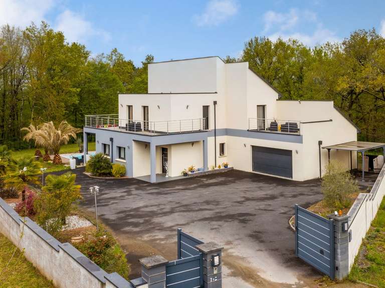 Propriété Ussac - 4 chambres - 224m²