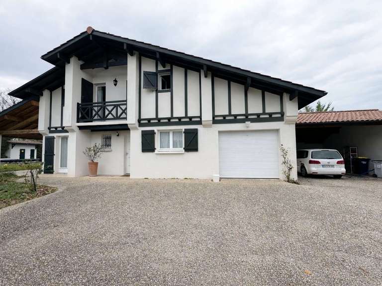 Maison Ustaritz - 5 chambres