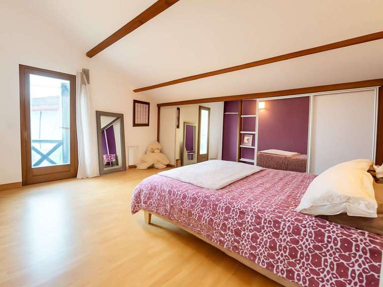 House Ustaritz - 5 bedrooms