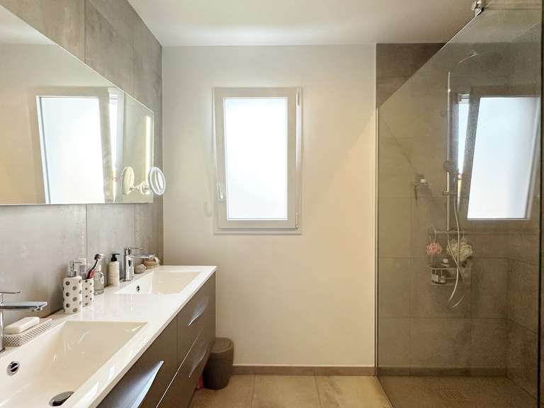 Maison Ustaritz - 4 chambres - 160m²