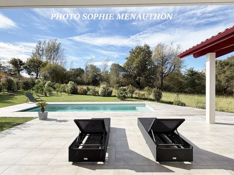 Maison Ustaritz - 4 chambres - 160m²