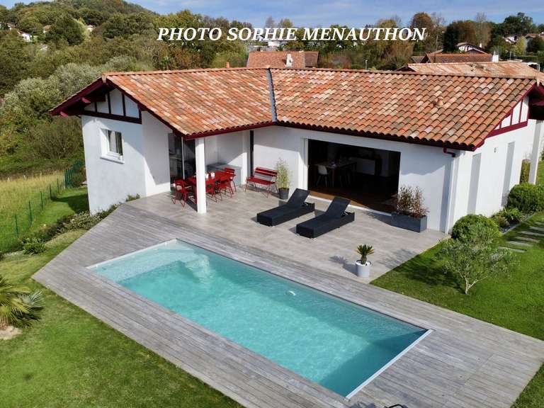 House Ustaritz - 4 bedrooms - 160m²