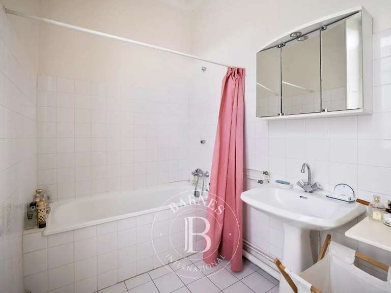 Maison Ustaritz - 9 chambres - 350m²