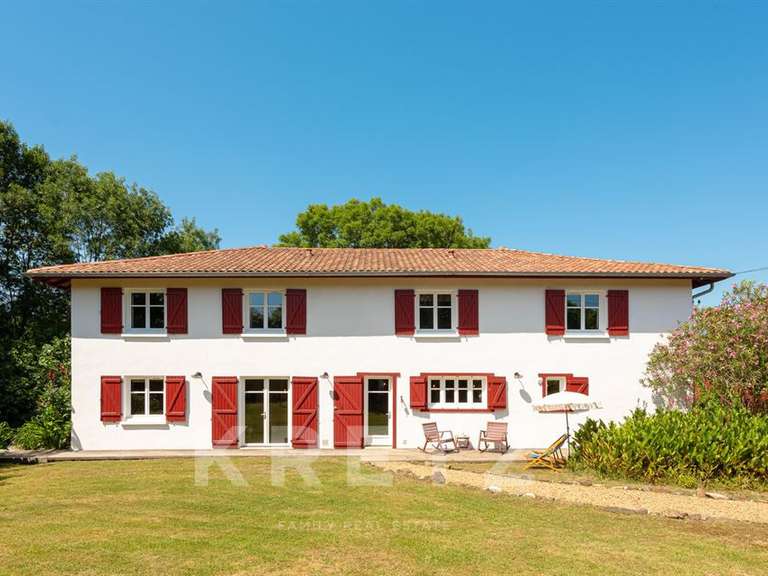 Maison Ustaritz - 7 chambres - 426m²