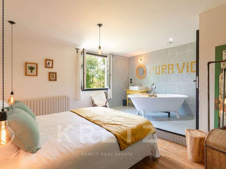Maison Ustaritz - 7 chambres - 426m²
