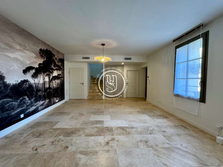 Apartment Uzès - 2 bedrooms - 84m²