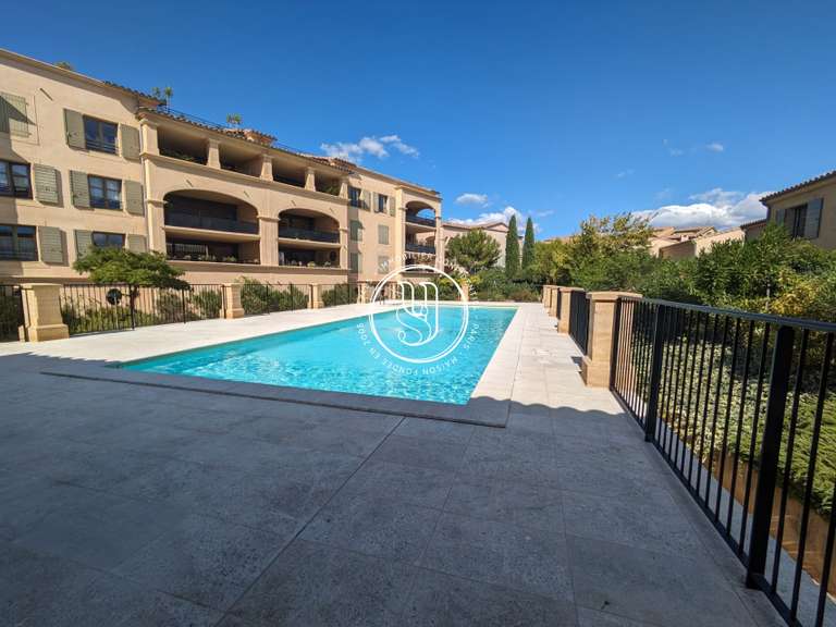 Appartement Uzès - 3 chambres - 111m²