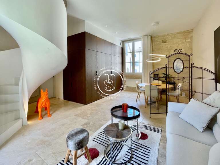 Appartement Uzès - 1 chambre - 76m²