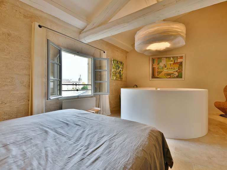 Appartement Uzès - 1 chambre - 75m²
