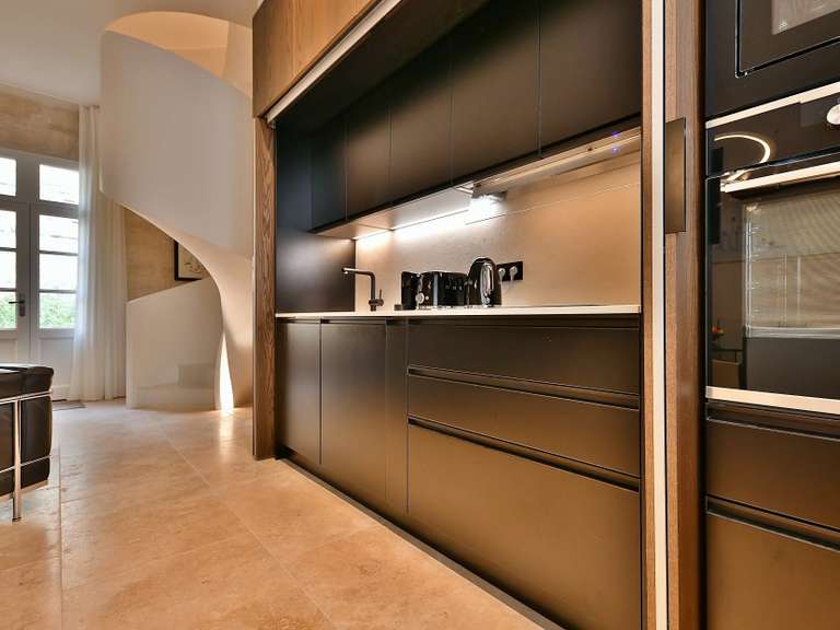 Appartement Uzès - 1 chambre - 75m²