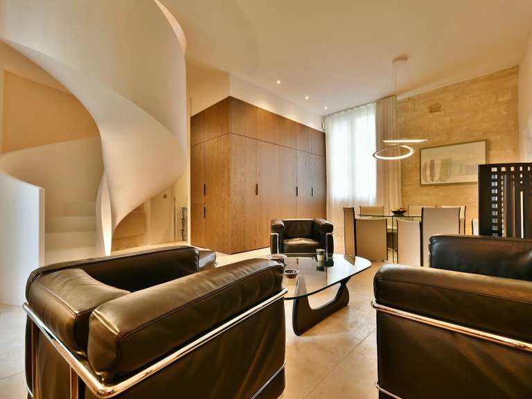 Appartement Uzès - 1 chambre - 75m²