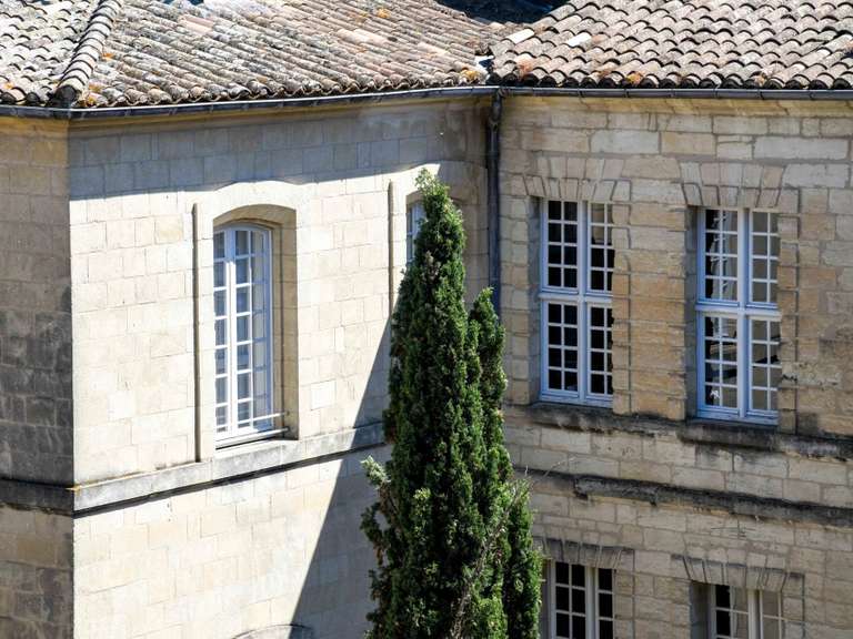 Appartement Uzès - 2 chambres - 102m²