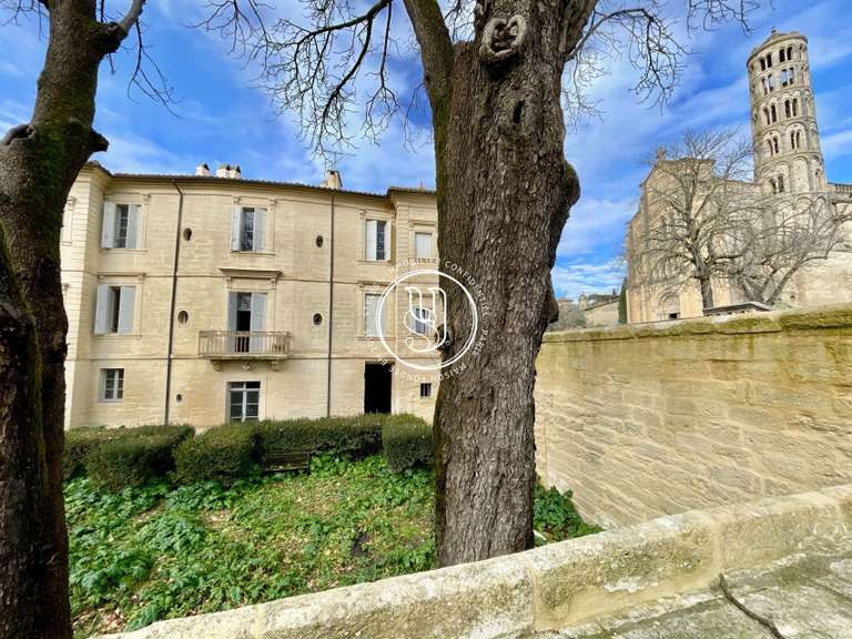 Apartment Uzès - 3 bedrooms - 122m²