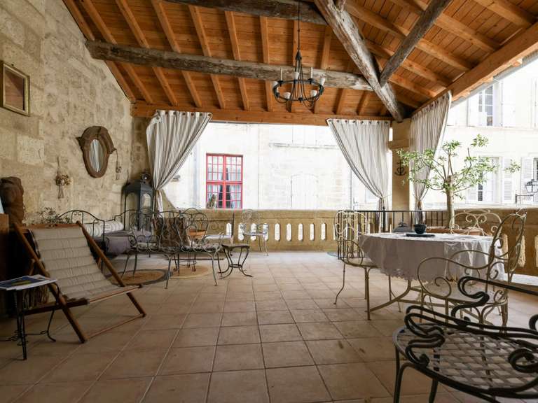 Appartement Uzès - 2 chambres - 180m²