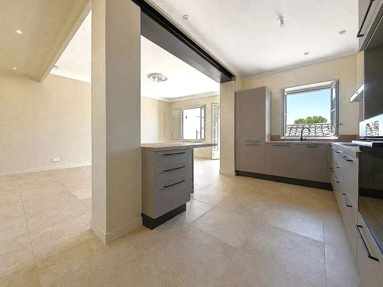 Appartement Uzès - 2 chambres - 91m²
