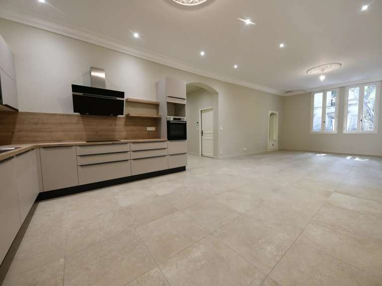 Appartement Uzès - 3 chambres - 105m²