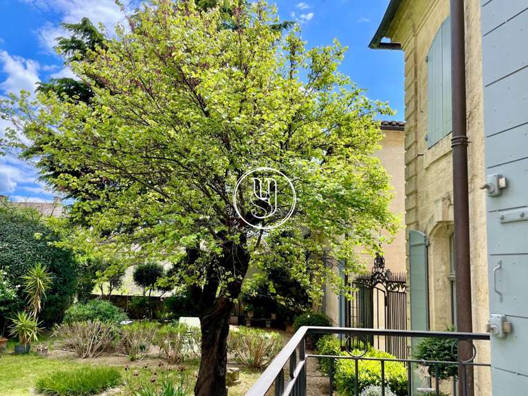 Appartement Uzès - 1 chambre - 76m²