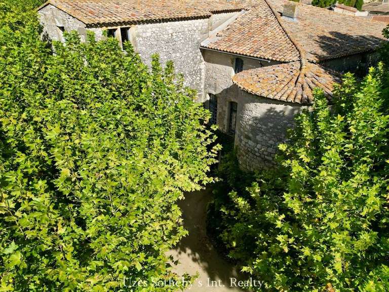 Château Uzès - 8 chambres - 880m²