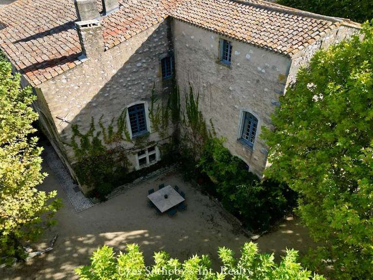 Château Uzès - 8 chambres - 880m²