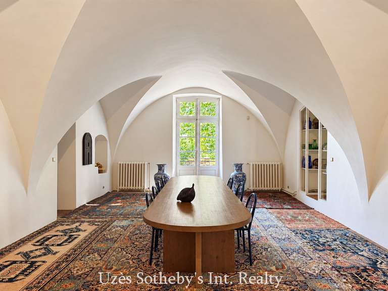 Château Uzès - 8 chambres - 880m²