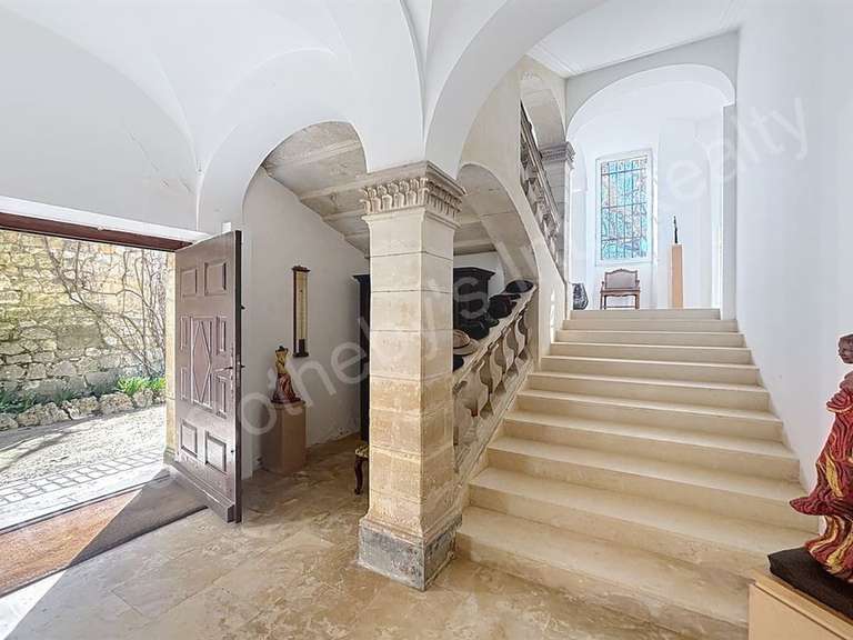 Château Uzès - 8 chambres - 880m²