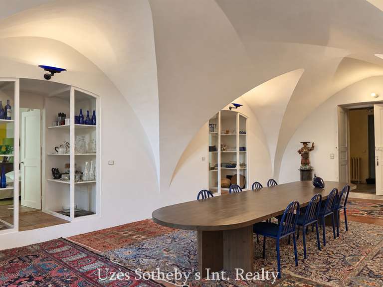 Château Uzès - 8 chambres - 880m²