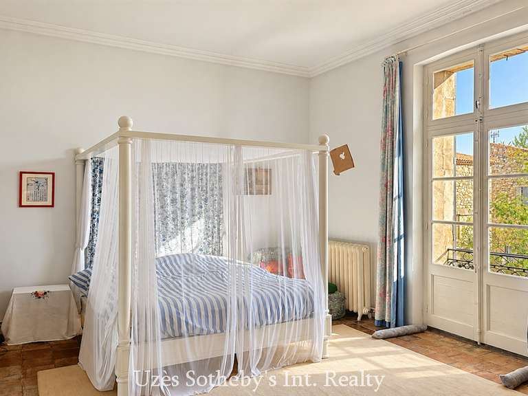 Château Uzès - 8 chambres - 880m²