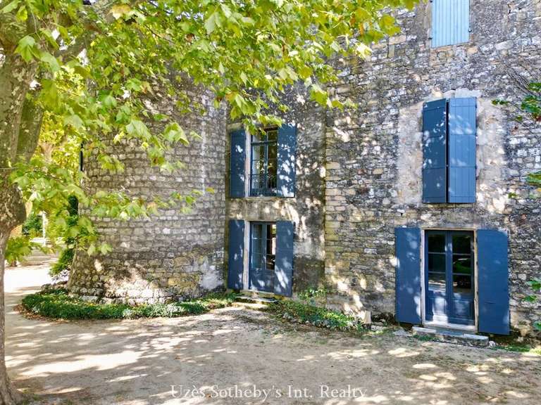 Château Uzès - 8 chambres - 880m²